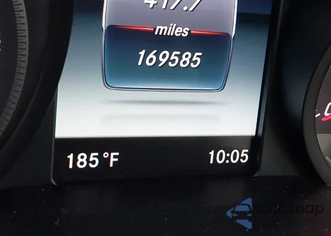 2015 Mercedes-Benz C 300 4Matic из США, поврежденный, VIN 55SWF4KB4FU006763